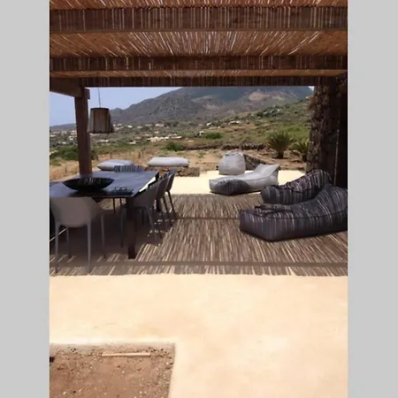 Dammuso Bianca Maria Holiday home