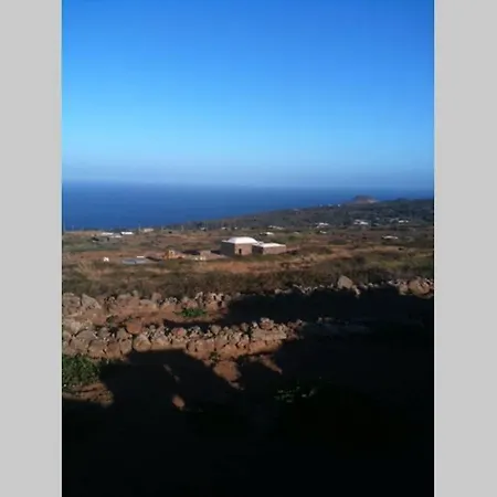 Dammuso Bianca Maria Holiday home