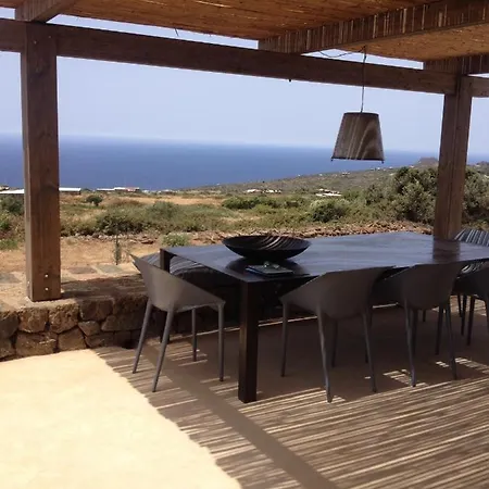 Casa vacanze Dammuso Bianca Maria Scauri (Sicily)